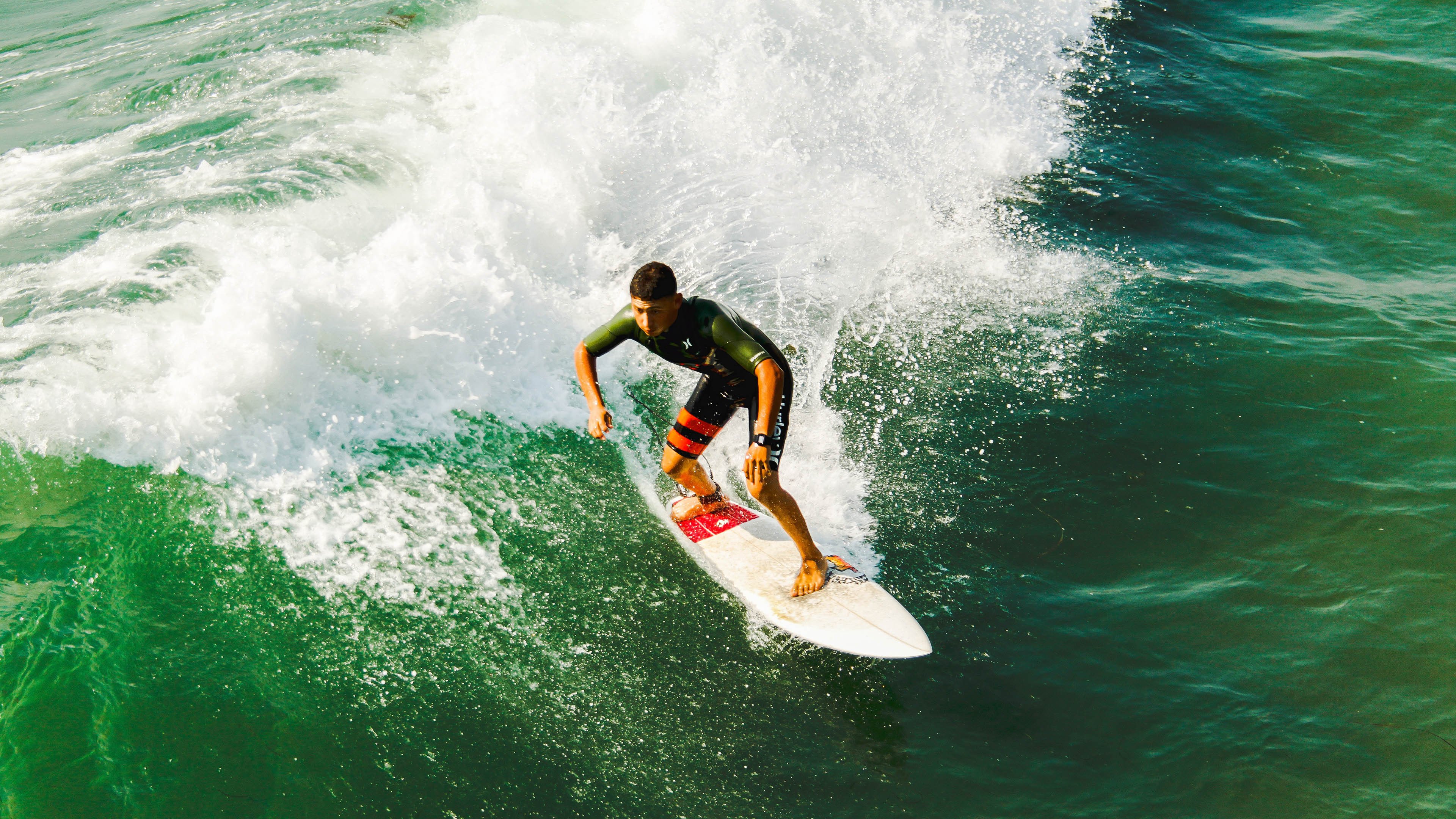 德甲激烈攻防，数据详解战术布局调整中场控制的核心作用，德甲中场休息多久